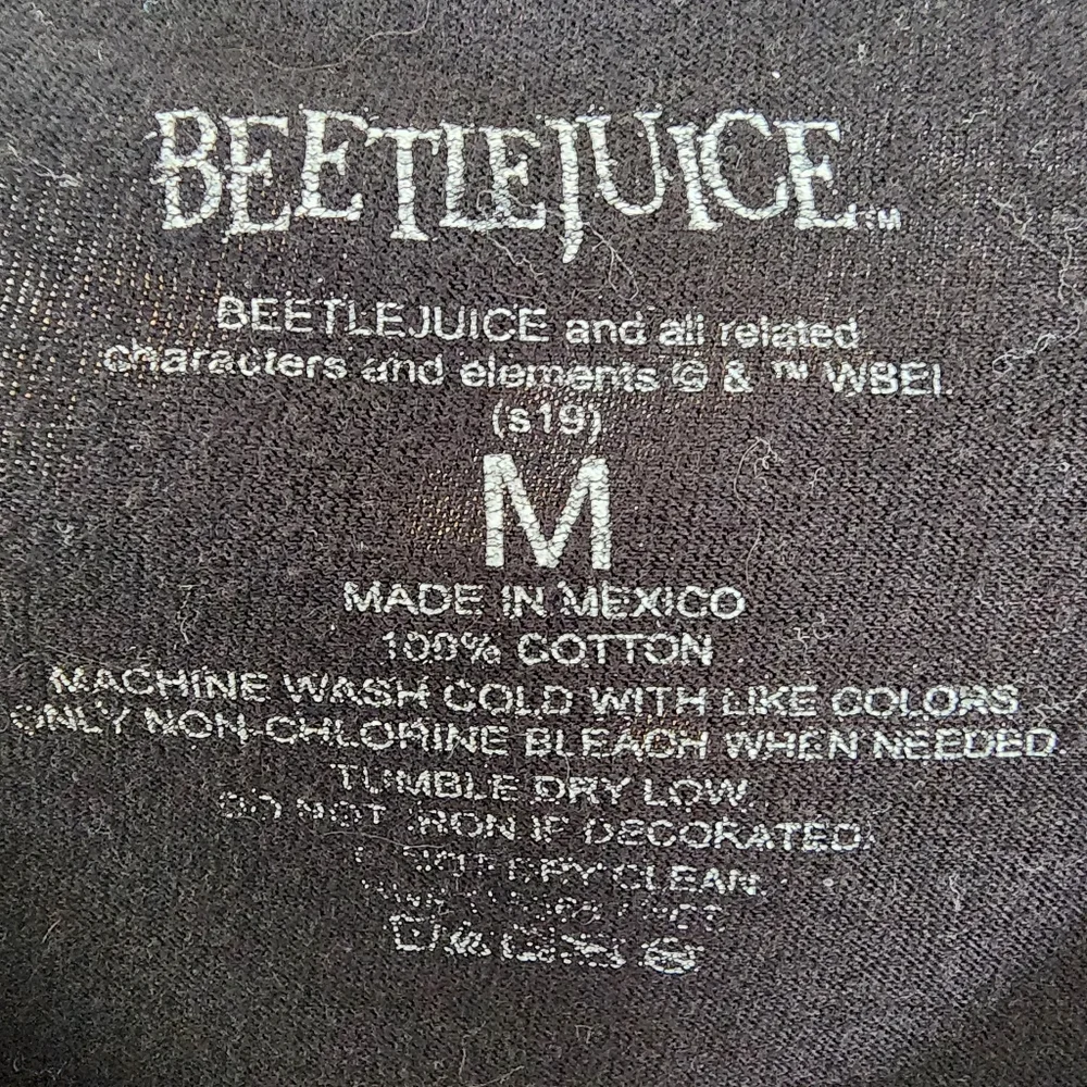 BeetleJuice black purple mens cut‎ tshirt Medium - Picture 6 of 7